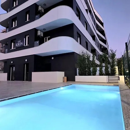 Kron Aparthotel 4*