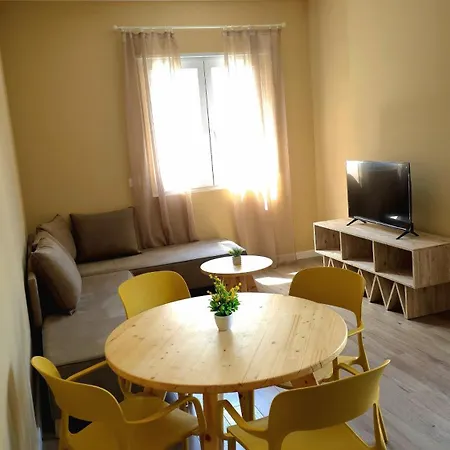 Kron Aparthotel 4*
