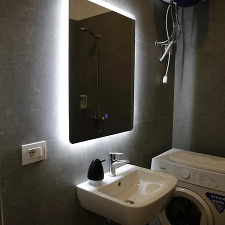 Kron Aparthotel 4*